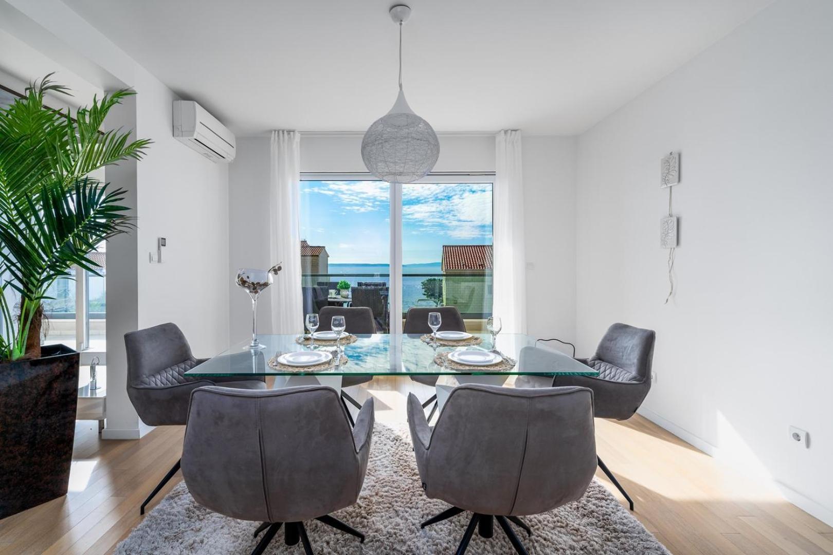 Luxury Villa Lucas With Heated Pool, Whirlpool, Sauna, 14 Pax Podstrana Extérieur photo